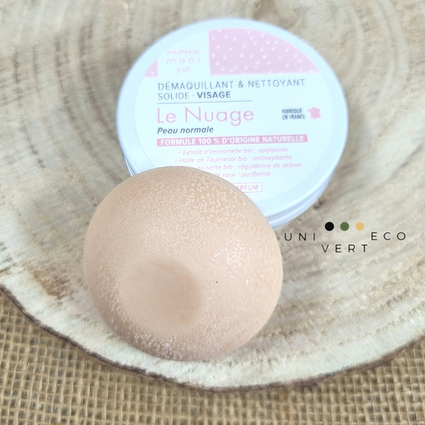 Fabriqué en France, démaquillant nettoyant solide nuage prend soin de nos peaux, durable, économique, écologique, agréable et doux ne pique pas les yeux.  Il vient compléter votre routine zéro déchet dans votre salle de bain et lors de vos voyage. Il est efficace même sur du maquillage waterproof.  Formulé sous contrôle dermatologique, le démaquillant solide a une composition 100% d'origine naturelle. Bio