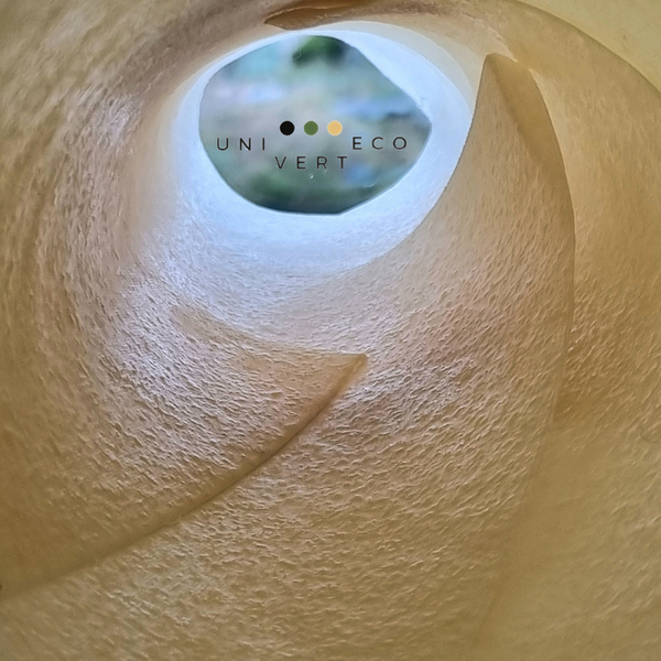 Ces emballages naturels et écologiques s'adaptent sur tous les récipients. Mettez l'api film en forme avec vos mains (malléable à température ambiante), il reste en place (une fois refroidis) pour emballer votre sandwich, fromage, reste de pain, fruits… et vos plats.  Il laisse respirer naturellement vos aliments qui se conservent plus longtemps. Le tissu ciré résiste à l'eau et à l'air et allonge la fraîcheur des aliments.